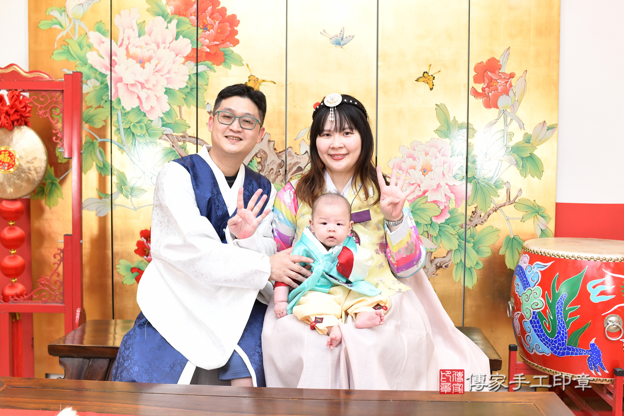 台北市大同區彤彤寶寶收涎推薦:傳家台北店收涎中國風會場,嬰兒古禮收涎收口水流程儀式、收涎吉祥話、收涎餅乾、收涎拍照。收涎證書。2025.8.17,照片3 台北市大同區彤彤寶寶收涎推薦:傳家台北店收涎中國風會場,嬰兒古禮收涎收口水流程儀式、收涎吉祥話、收涎餅乾、收涎拍照。收涎證書。2025.8.17,照片3