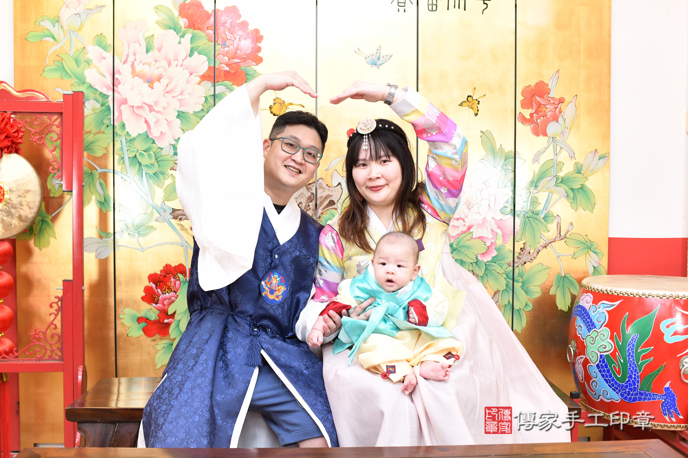 台北市大同區彤彤寶寶收涎推薦:傳家台北店收涎中國風會場,嬰兒古禮收涎收口水流程儀式、收涎吉祥話、收涎餅乾、收涎拍照。收涎證書。2025.8.17,照片4 台北市大同區彤彤寶寶收涎推薦:傳家台北店收涎中國風會場,嬰兒古禮收涎收口水流程儀式、收涎吉祥話、收涎餅乾、收涎拍照。收涎證書。2025.8.17,照片4