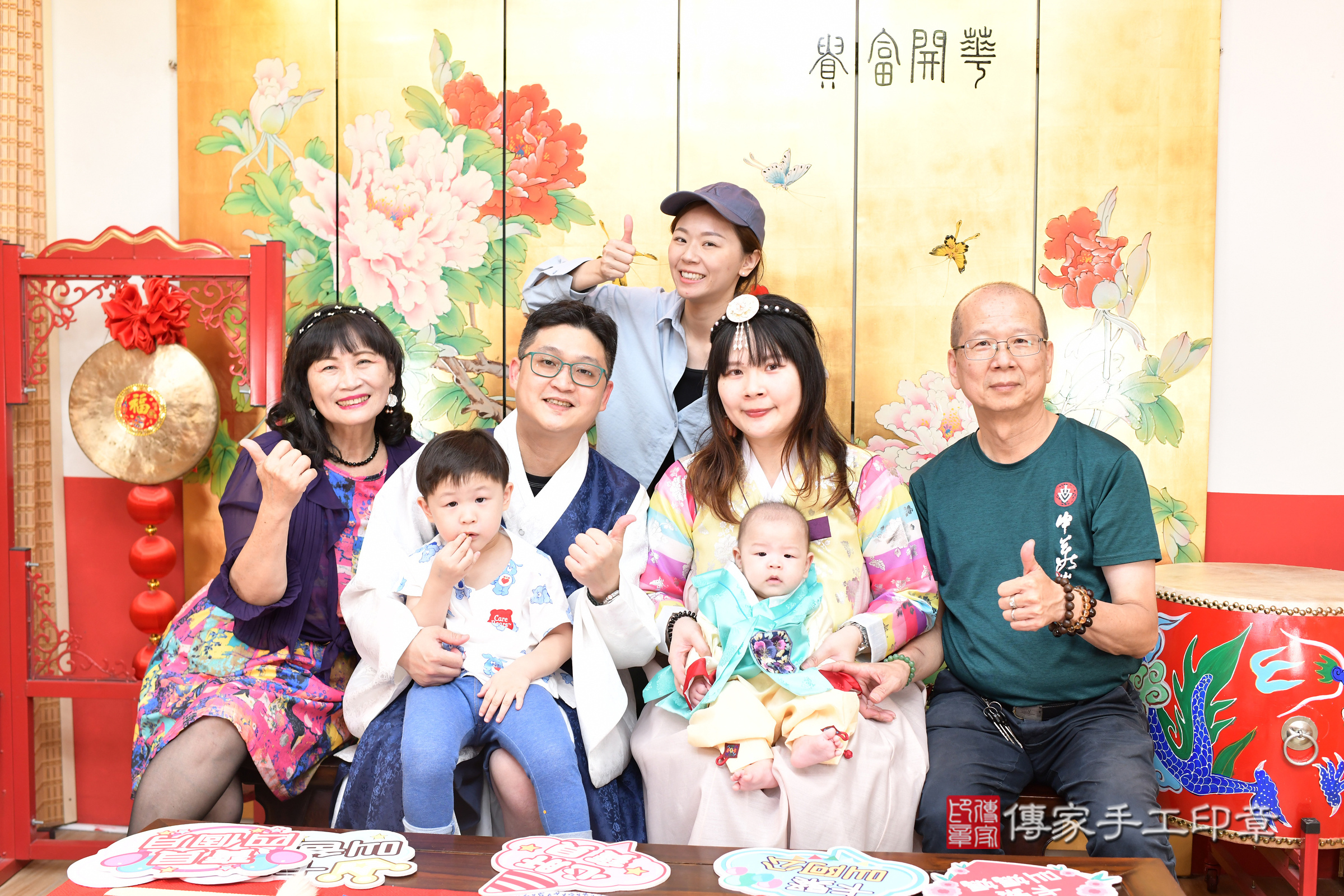 台北市大同區彤彤寶寶收涎推薦:傳家台北店收涎中國風會場,嬰兒古禮收涎收口水流程儀式、收涎吉祥話、收涎餅乾、收涎拍照。收涎證書。2025.8.17,照片9 台北市大同區彤彤寶寶收涎推薦:傳家台北店收涎中國風會場,嬰兒古禮收涎收口水流程儀式、收涎吉祥話、收涎餅乾、收涎拍照。收涎證書。2025.8.17,照片9