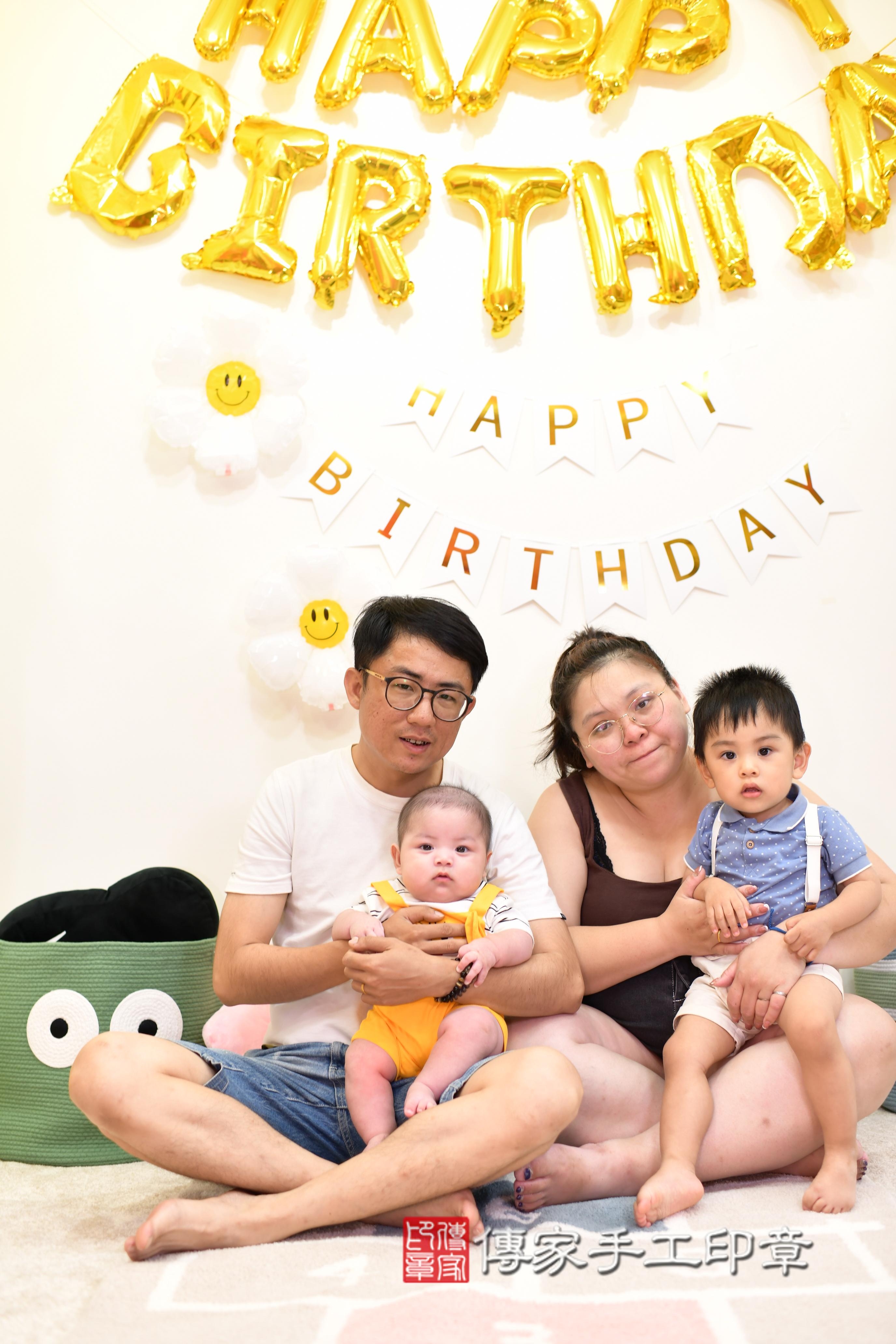 傳家手工印章台南店、抓周、度脺、中國風會場、傳家嬰兒古禮、吉祥話、抓周道具物品24種、拍照。抓周證書。寶寶抓周、滿周歲、生日快樂、祝福 傳家手工印章台南店、抓周、度脺、中國風會場、傳家嬰兒古禮、吉祥話、抓周道具物品24種、拍照。抓周證書。寶寶抓周、滿周歲、生日快樂、祝福