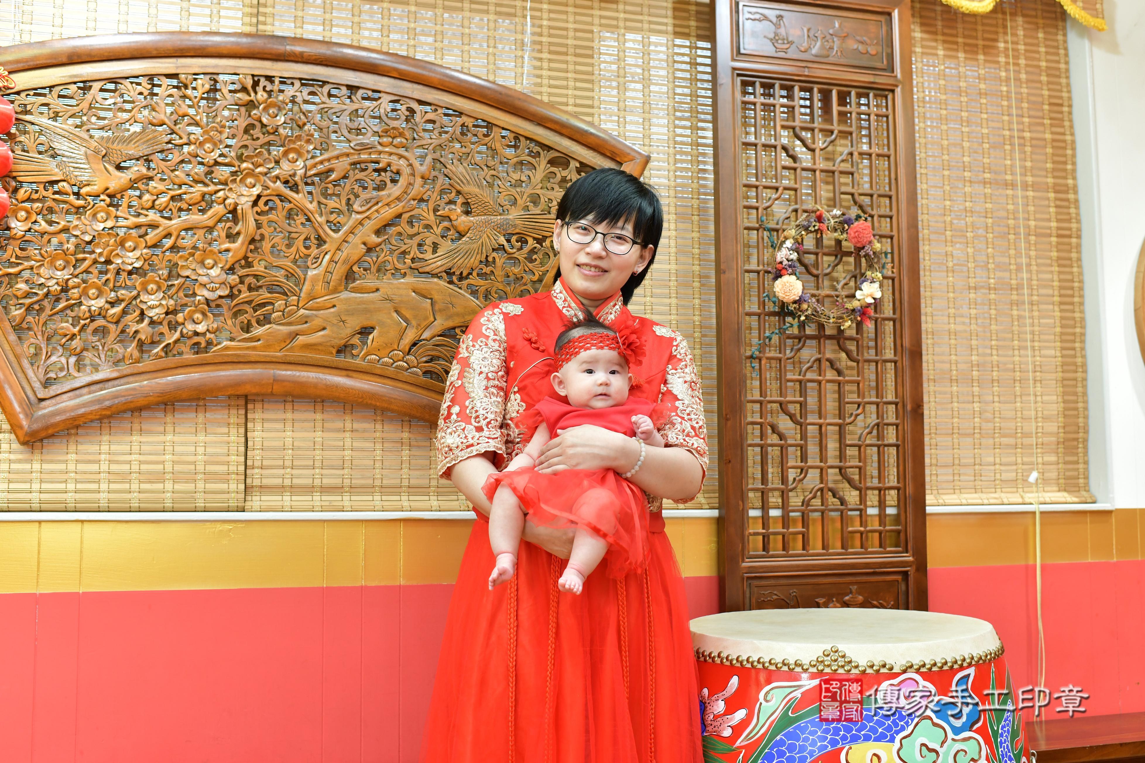 傳家手工印章桃園店、抓周、度脺、美式風會場、傳家嬰兒古禮、吉祥話、抓周道具物品24種、拍照。抓周證書。寶寶抓周、滿周歲、生日快樂、祝福 傳家手工印章桃園店、抓周、度脺、美式風會場、傳家嬰兒古禮、吉祥話、抓周道具物品24種、拍照。抓周證書。寶寶抓周、滿周歲、生日快樂、祝福