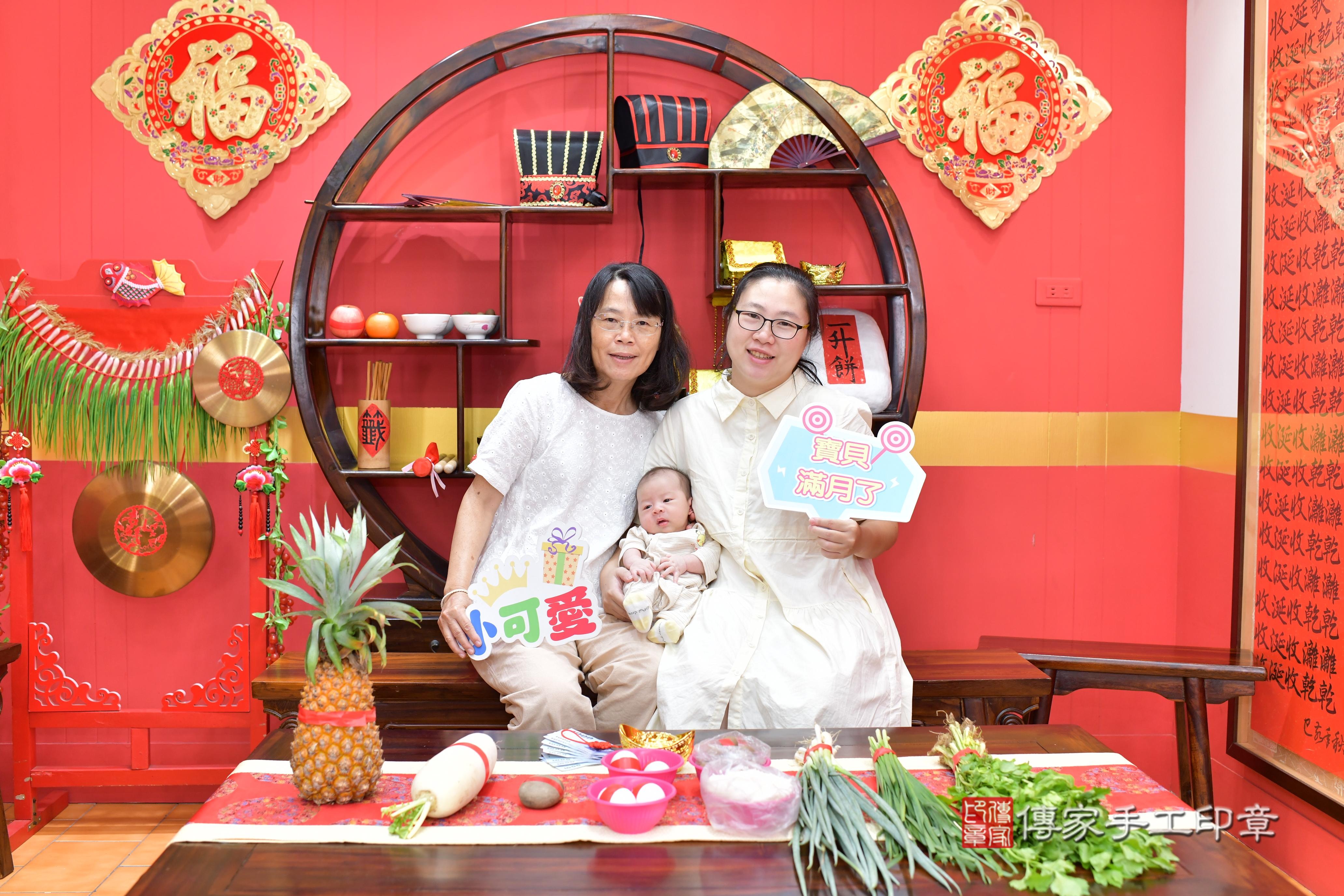 傳家手工印章桃園店、抓周、度脺、美式風會場、傳家嬰兒古禮、吉祥話、抓周道具物品24種、拍照。抓周證書。寶寶抓周、滿周歲、生日快樂、祝福 傳家手工印章桃園店、抓周、度脺、美式風會場、傳家嬰兒古禮、吉祥話、抓周道具物品24種、拍照。抓周證書。寶寶抓周、滿周歲、生日快樂、祝福