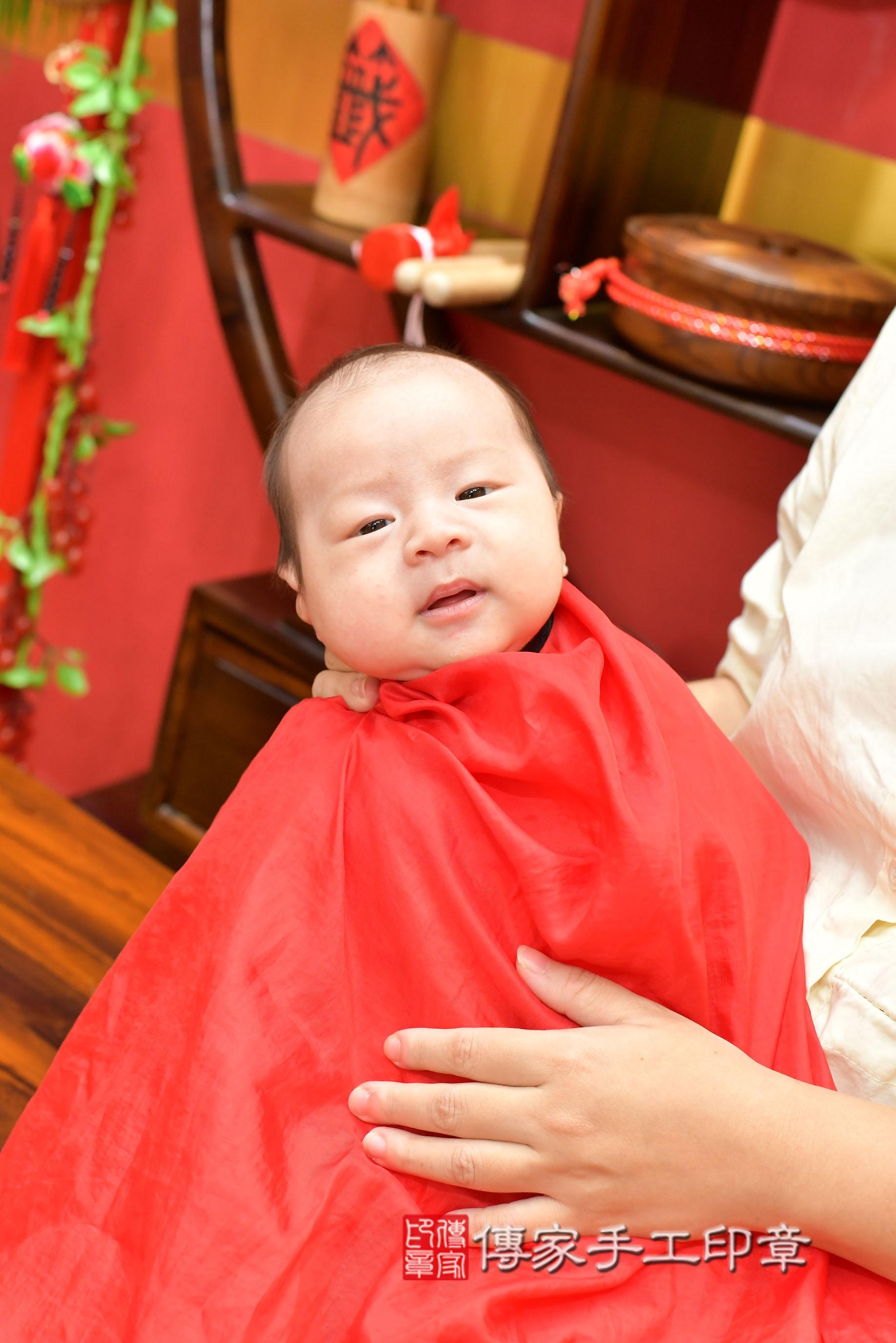 傳家手工印章桃園店、抓周、度脺、美式風會場、傳家嬰兒古禮、吉祥話、抓周道具物品24種、拍照。抓周證書。寶寶抓周、滿周歲、生日快樂、祝福 傳家手工印章桃園店、抓周、度脺、美式風會場、傳家嬰兒古禮、吉祥話、抓周道具物品24種、拍照。抓周證書。寶寶抓周、滿周歲、生日快樂、祝福