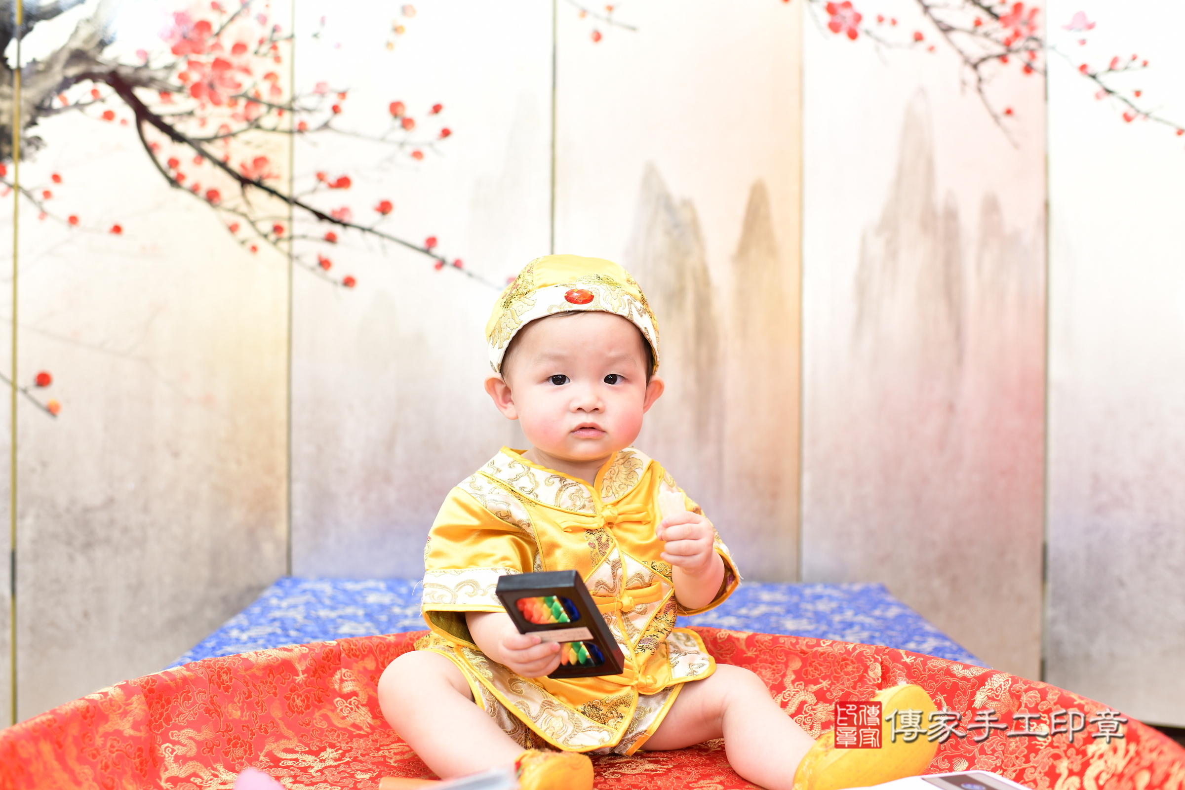 新北市永和區小允寶寶抓周推薦:傳家新北店抓周度脺中國風會場,嬰兒古禮抓周流程儀式吉祥話、抓周道具物品24種、拍照。抓周證書。2025.8.31,照片8 新北市永和區小允寶寶抓周推薦:傳家新北店抓周度脺中國風會場,嬰兒古禮抓周流程儀式吉祥話、抓周道具物品24種、拍照。抓周證書。2025.8.31,照片8