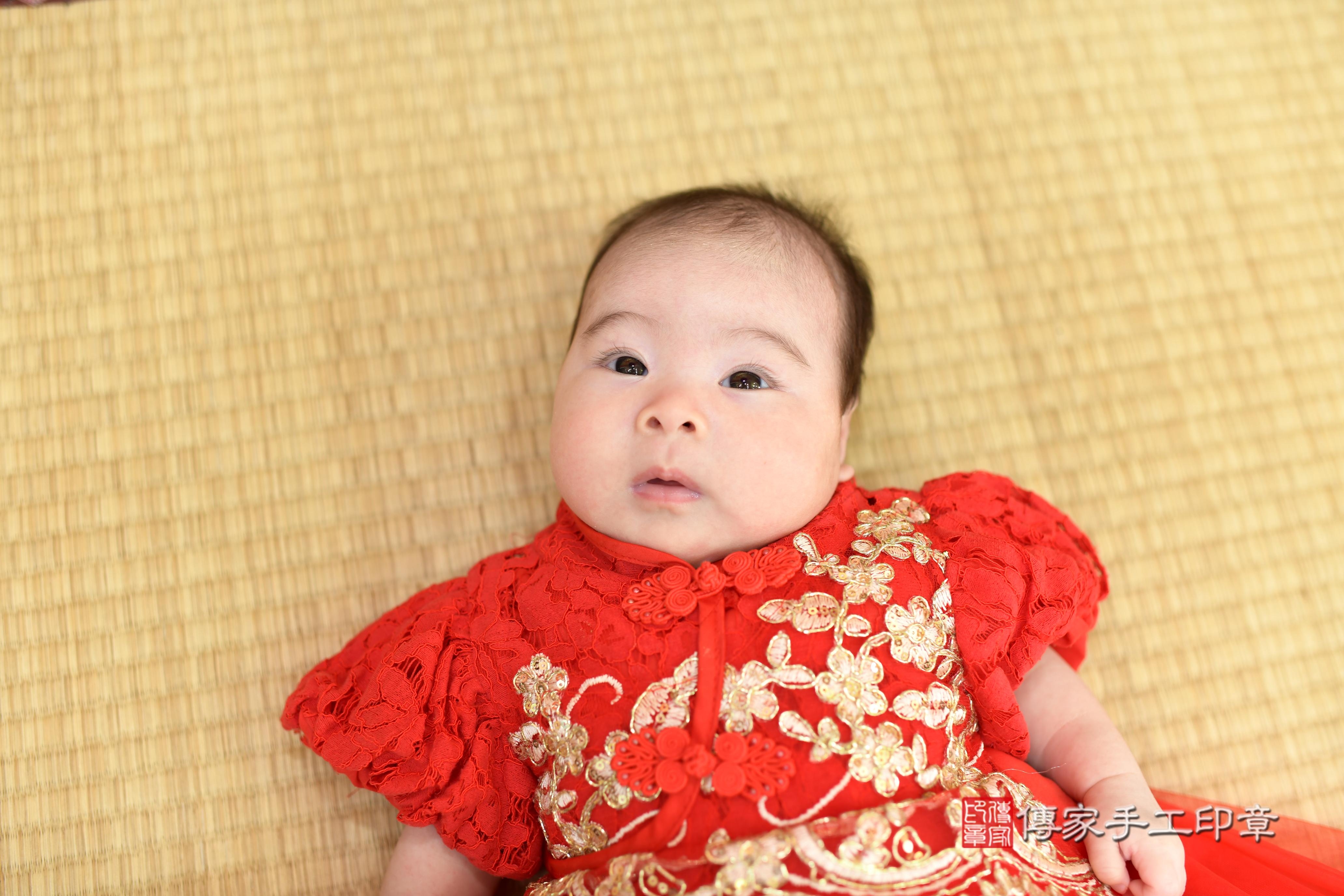 傳家手工印章台南店、剃頭、中國風會場、傳家嬰兒古禮、吉祥話、抓周道具物品24種、拍照。抓周證書。寶寶抓周、滿周歲、生日快樂、祝福