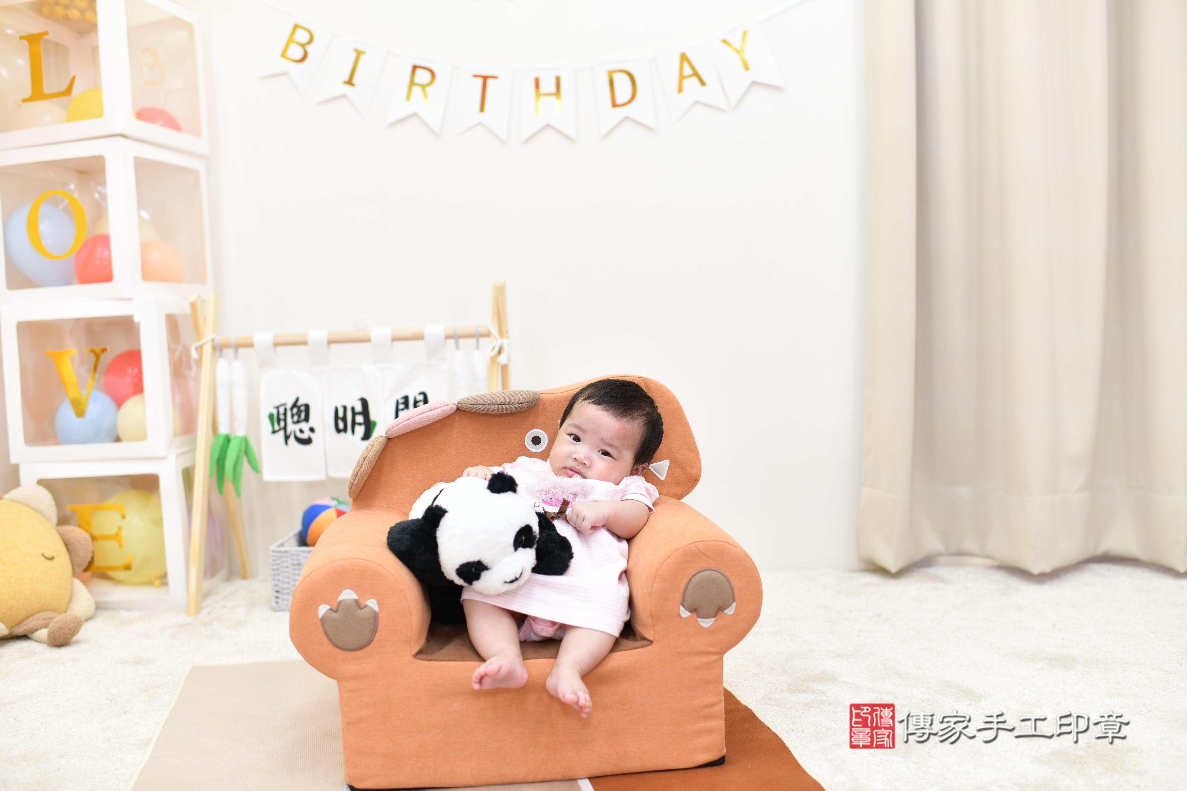 傳家手工印章高雄店、抓周、度脺、中國風會場、傳家嬰兒古禮、吉祥話、抓周道具物品24種、拍照。抓周證書。寶寶抓周、滿周歲、生日快樂、祝福 傳家手工印章高雄店、抓周、度脺、中國風會場、傳家嬰兒古禮、吉祥話、抓周道具物品24種、拍照。抓周證書。寶寶抓周、滿周歲、生日快樂、祝福