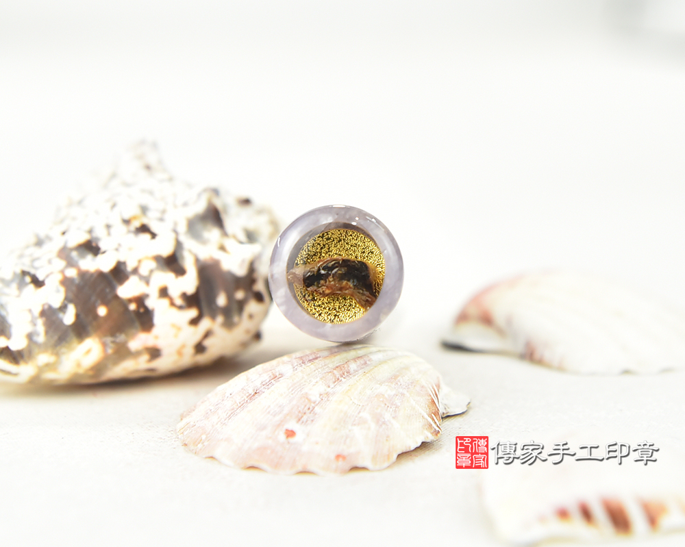 紫氣東來 雪花飄飄-雪花紫玉臍帶印章 傳家手工印章 台中店 114.11.20 紫氣東來 雪花飄飄-雪花紫玉臍帶印章 傳家手工印章 台中店 114.11.20