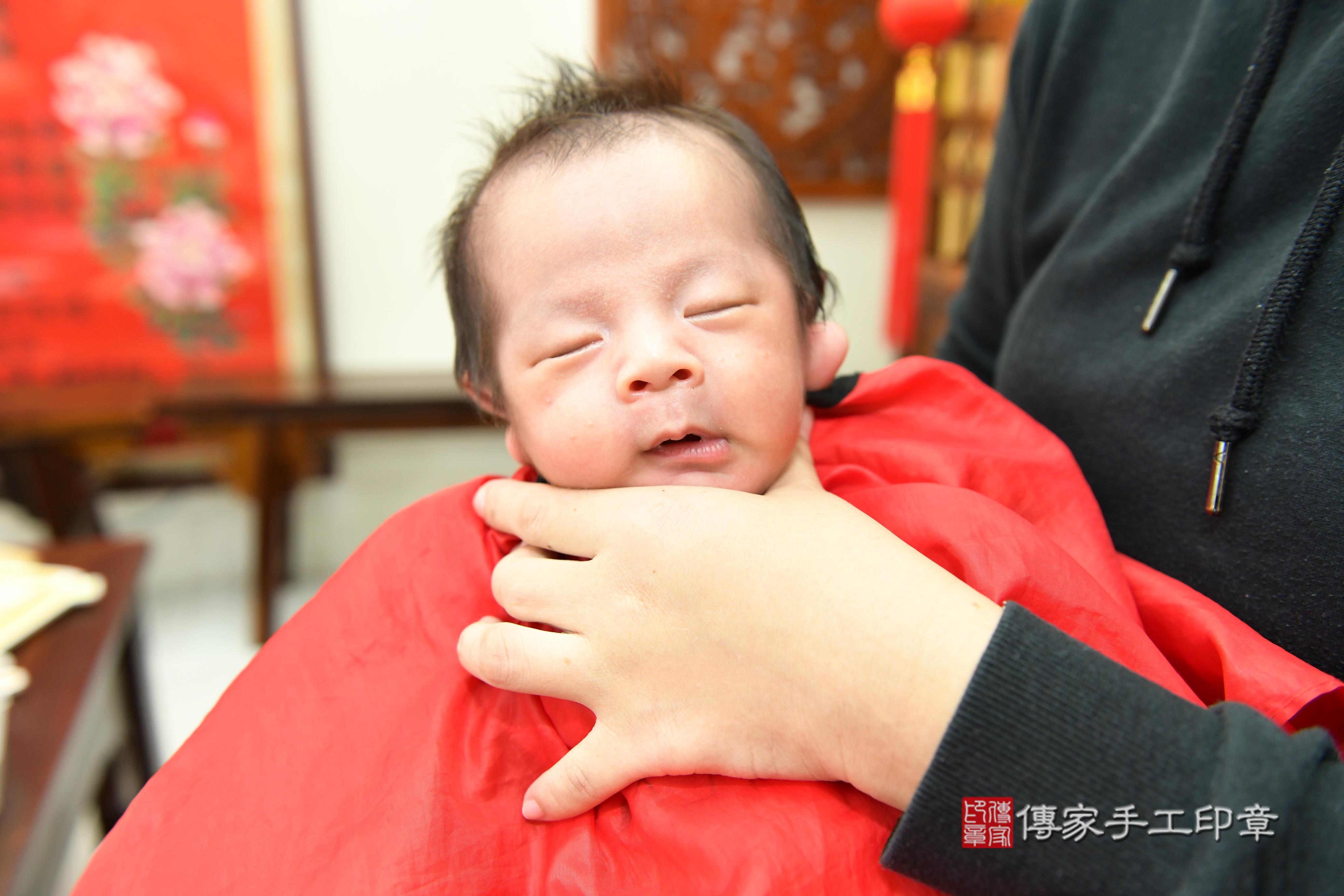 傳家手工印章台南店、抓周、度脺、中國風會場、傳家嬰兒古禮、吉祥話、抓周道具物品24種、拍照。抓周證書。寶寶抓周、滿周歲、生日快樂、祝福 傳家手工印章台南店、抓周、度脺、中國風會場、傳家嬰兒古禮、吉祥話、抓周道具物品24種、拍照。抓周證書。寶寶抓周、滿周歲、生日快樂、祝福