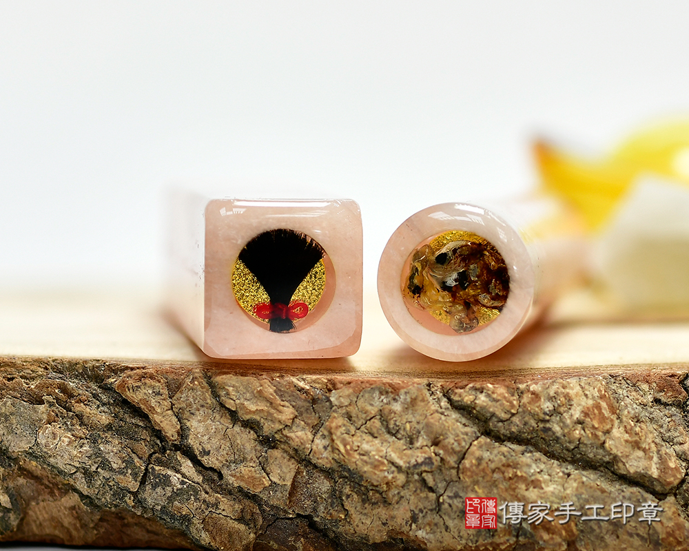 雲霧般溫潤色調-粉紅彩虹玉臍帶胎毛印章 傳家印章新竹店115.1.30 雲霧般溫潤色調-粉紅彩虹玉臍帶胎毛印章 傳家印章新竹店115.1.30