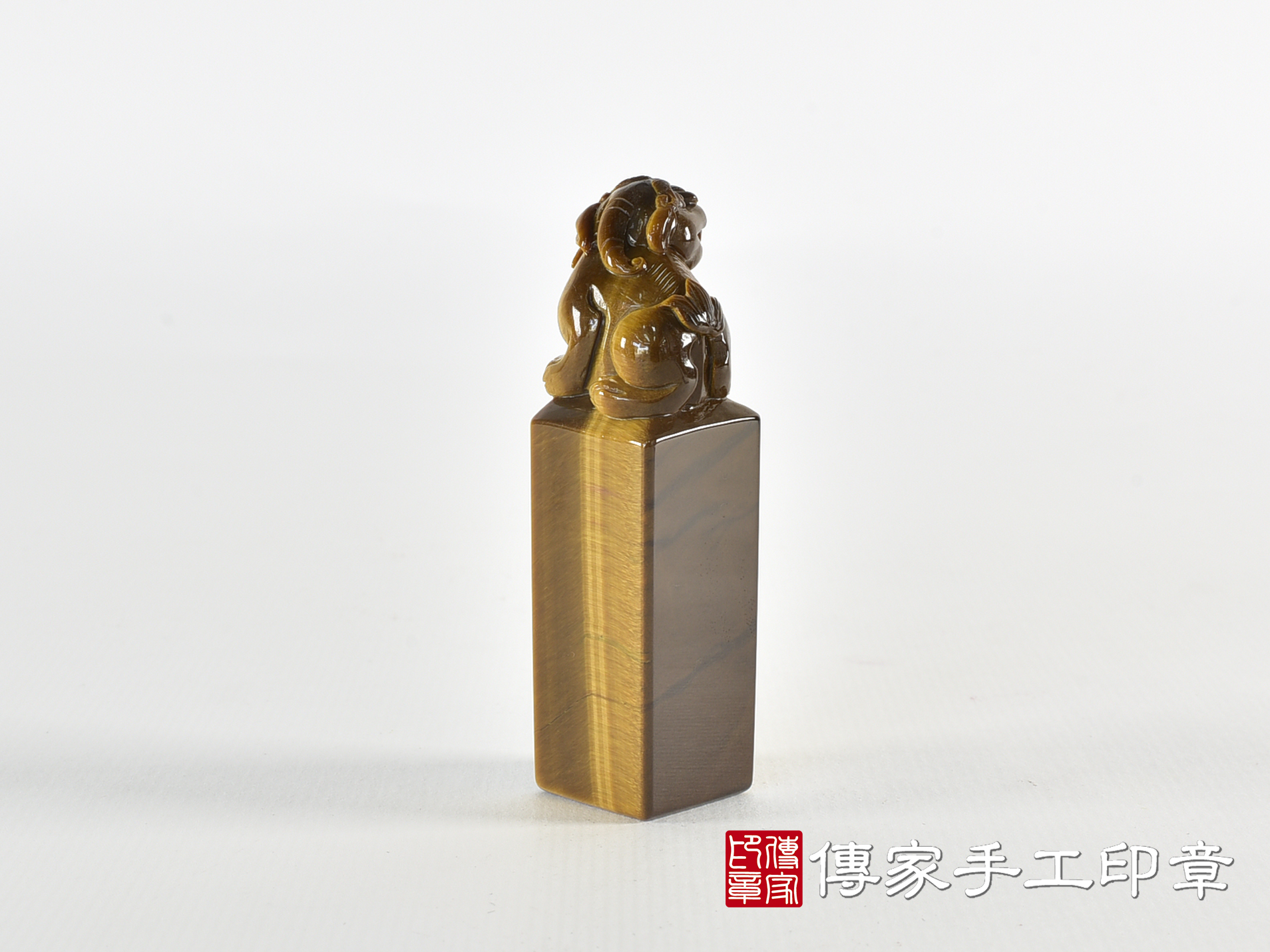 頂級虎眼石精雕貔貅廟章:廟章、神明印章、大印章 4.jpg